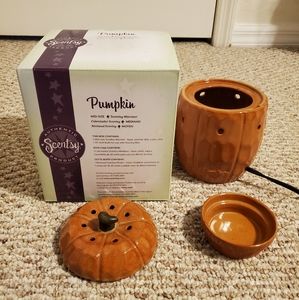 SCENTSY PUMPKIN Mid-Size Warmer RETIRED